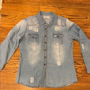 Inso juniors Denim Button-Up Shirt with Distressed Details Sz L